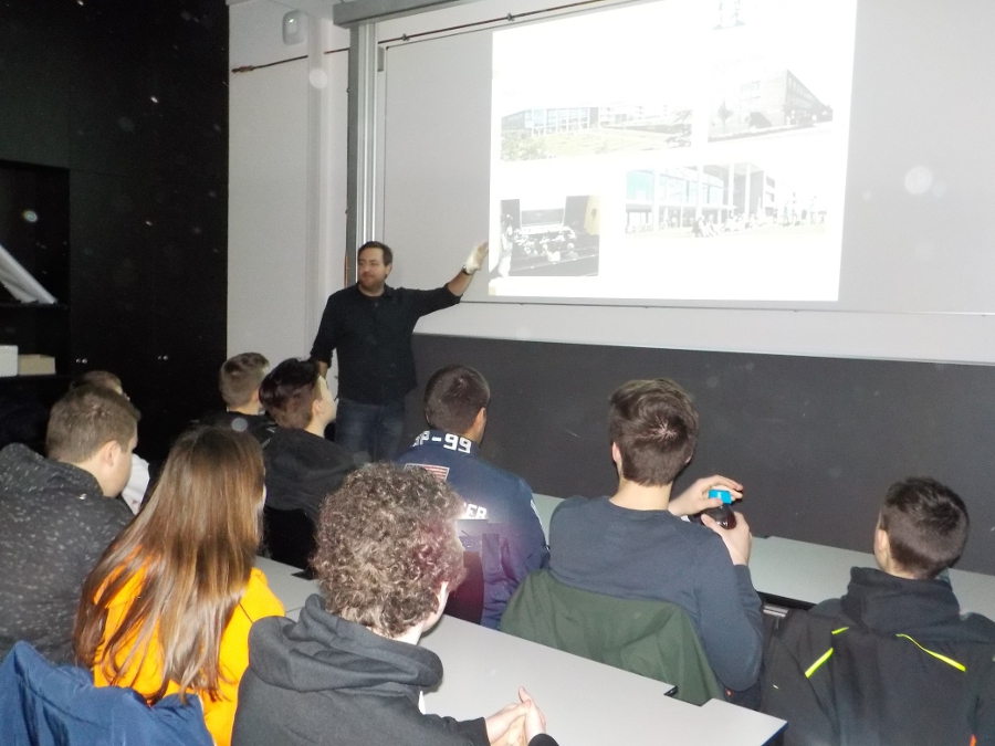 files/Fotos/Physik/Labortag/8.jpg